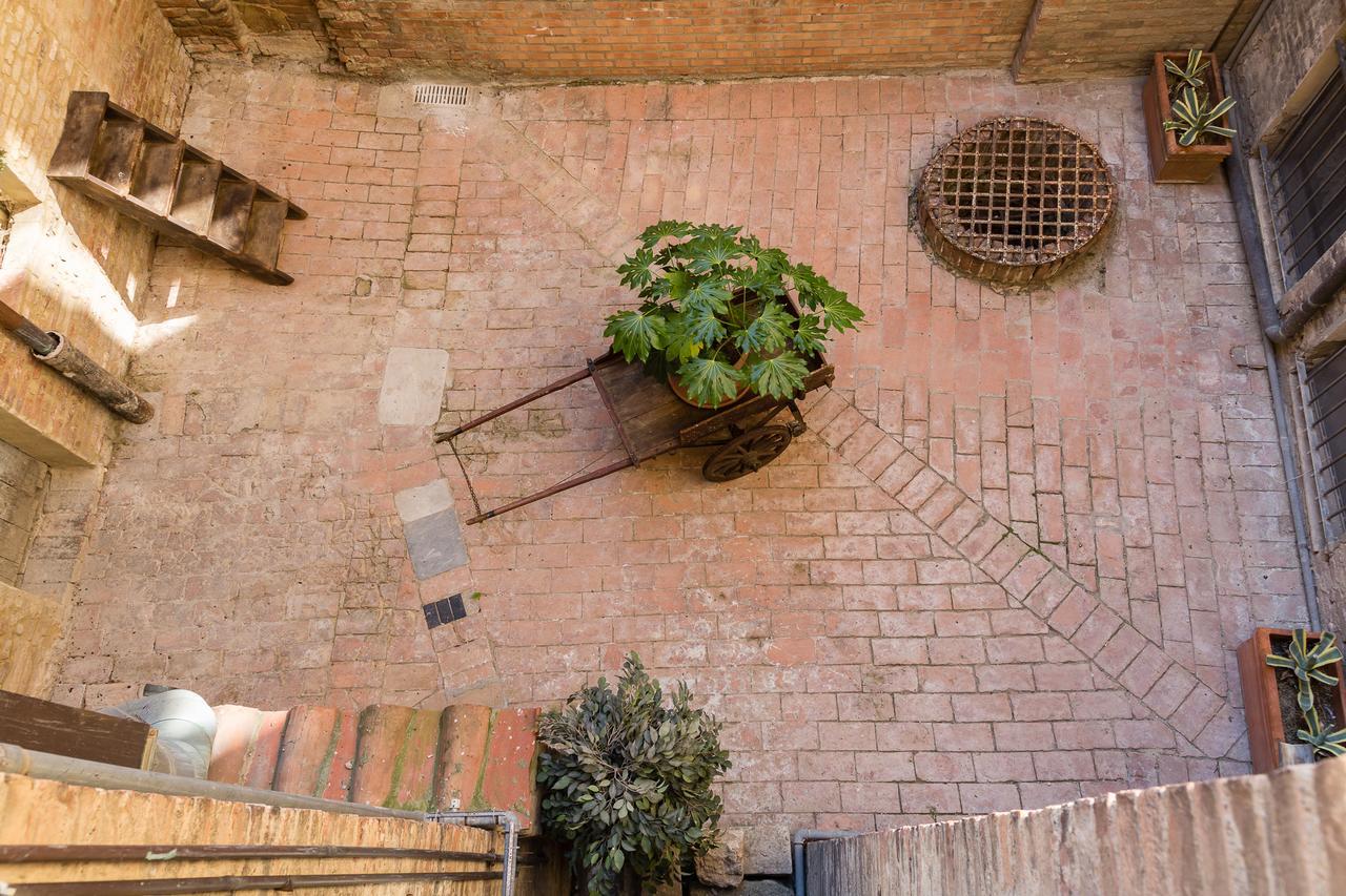 Casatorre Dei Leoni Dimora Storica 3* Siena
